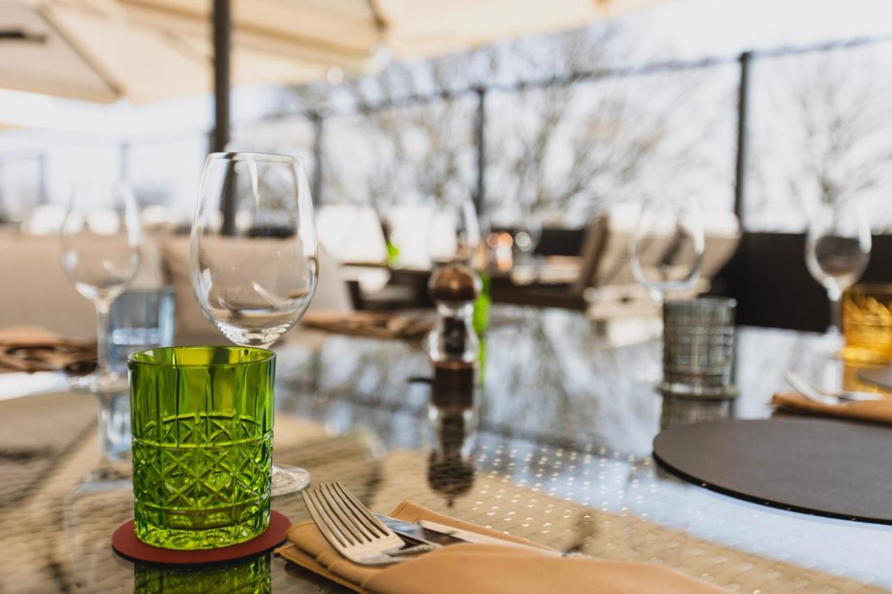 Hencote Vineyard Glamping Village Shrewsbury Esterno foto