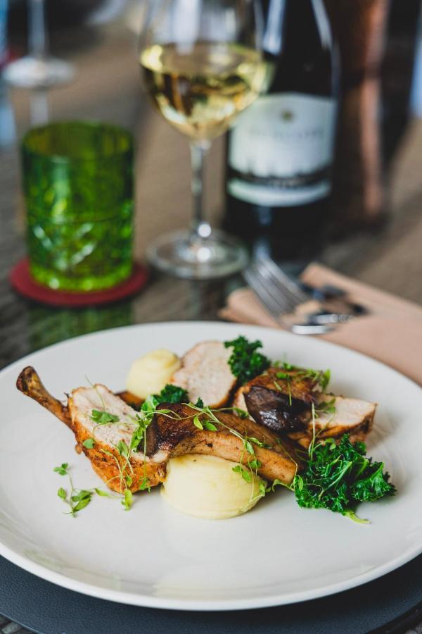 Hencote Vineyard Glamping Village Shrewsbury Esterno foto